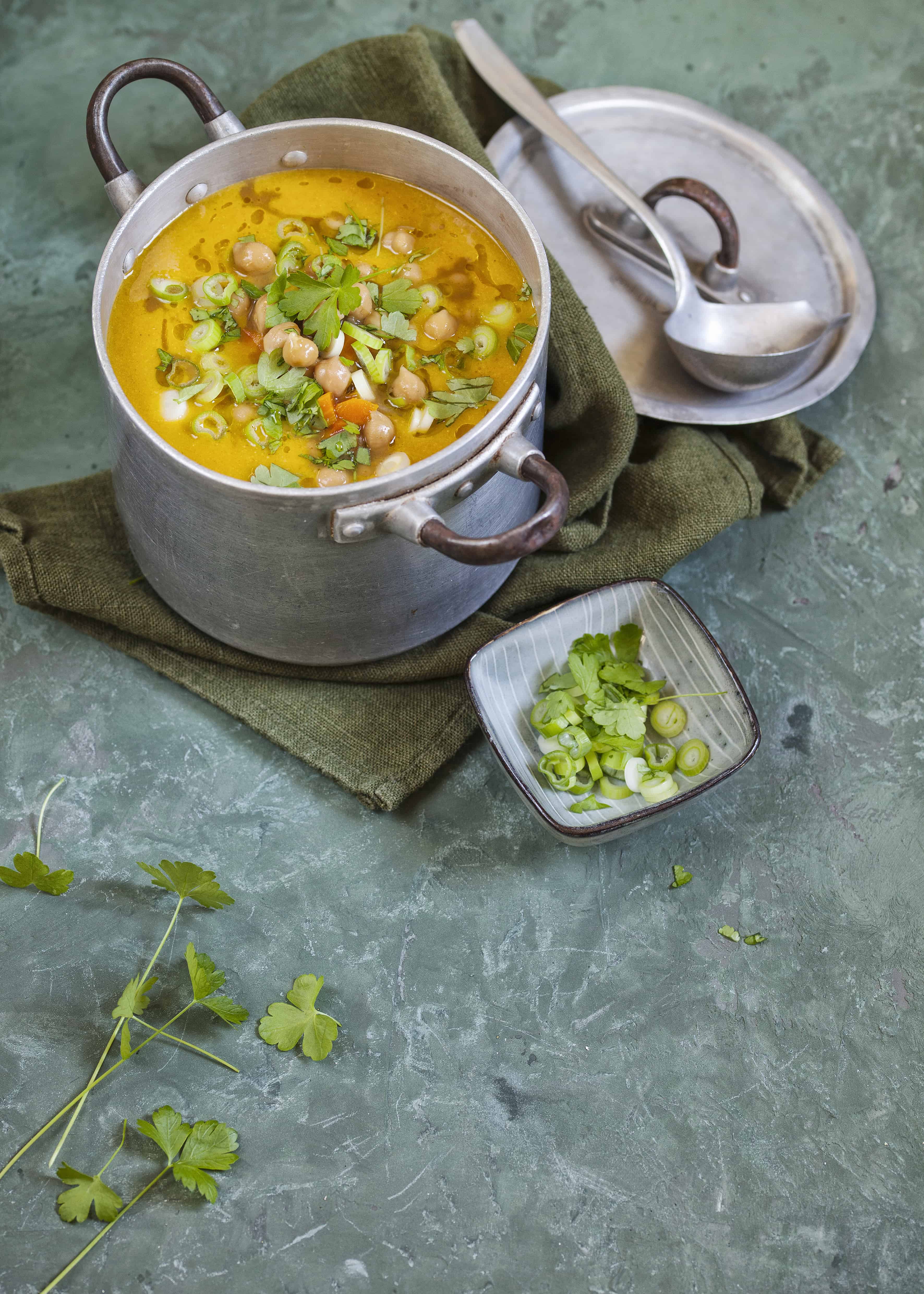 Karottensuppe mit Kichererbsen - Volle Ladung Proteine | Foodio