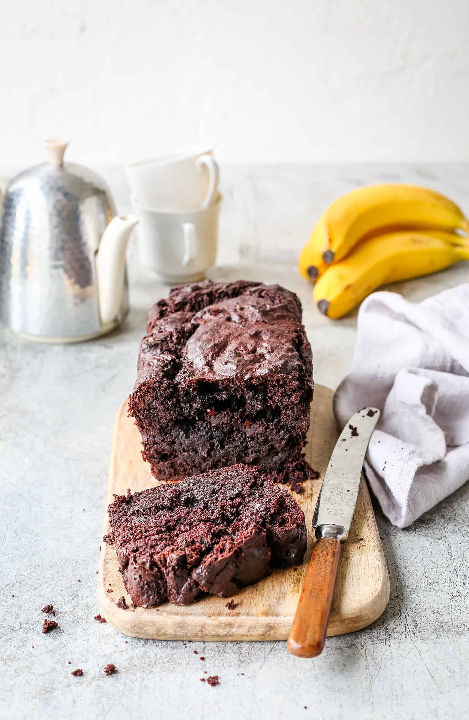 Bananenkuchen mit Schokolade - der Saftigste! | Foodio
