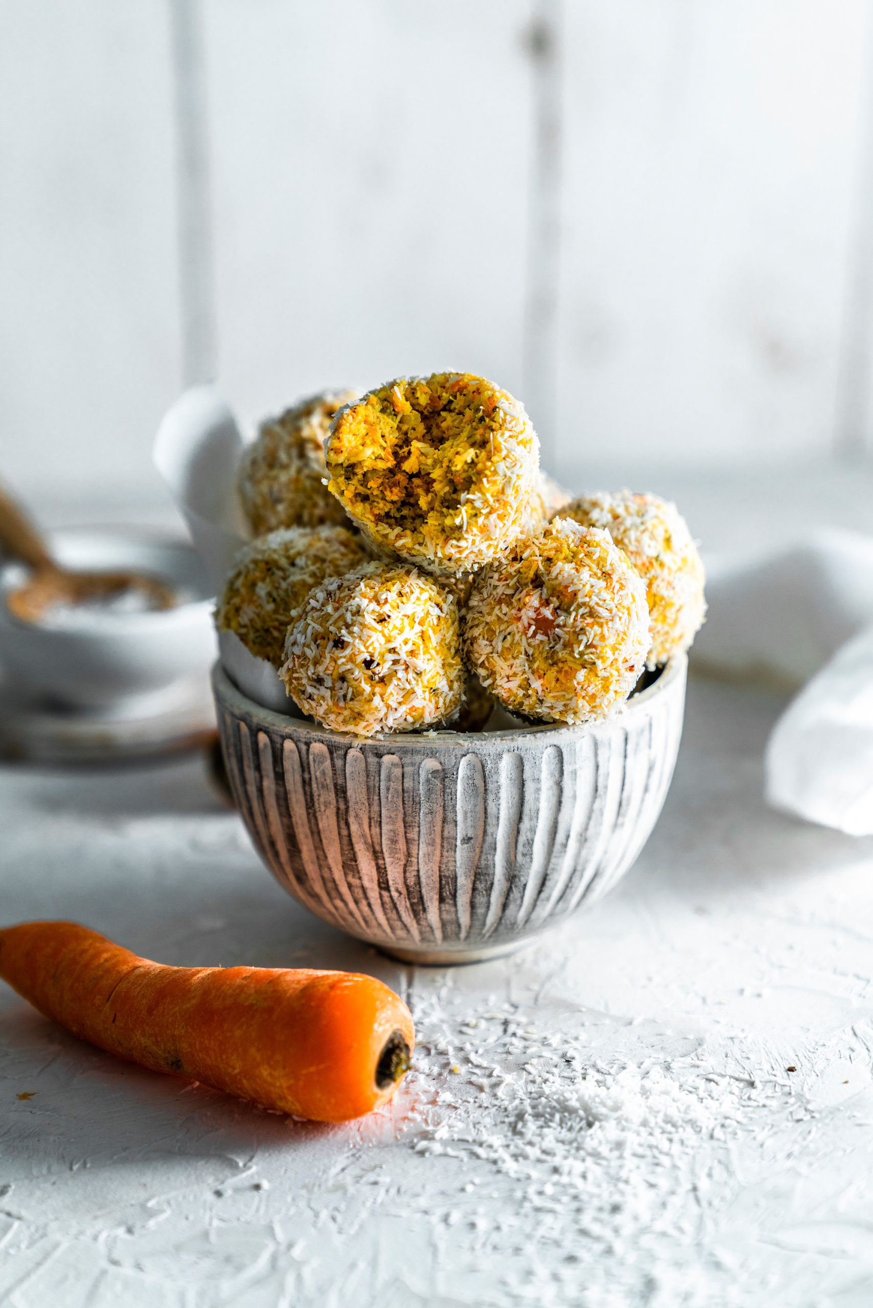 Kokosbällchen à la Carrot Cake - gesundes Rezept | Foodio