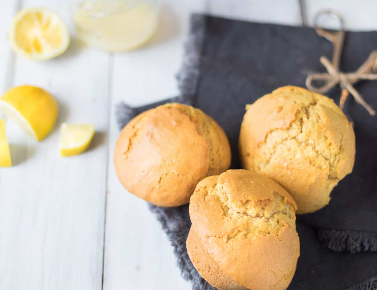 Die saftigsten Zitronenmuffins mit Öl-image