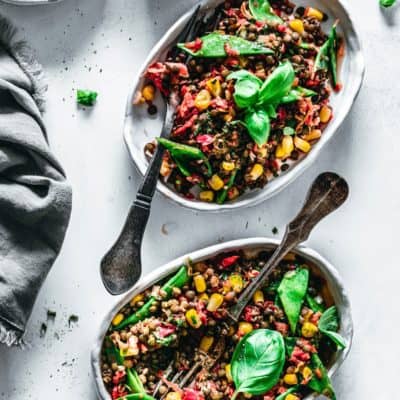 Veganer Linsensalat als lauwarmer Sattmacher