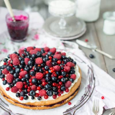 Beerentorte mit Quarkcreme